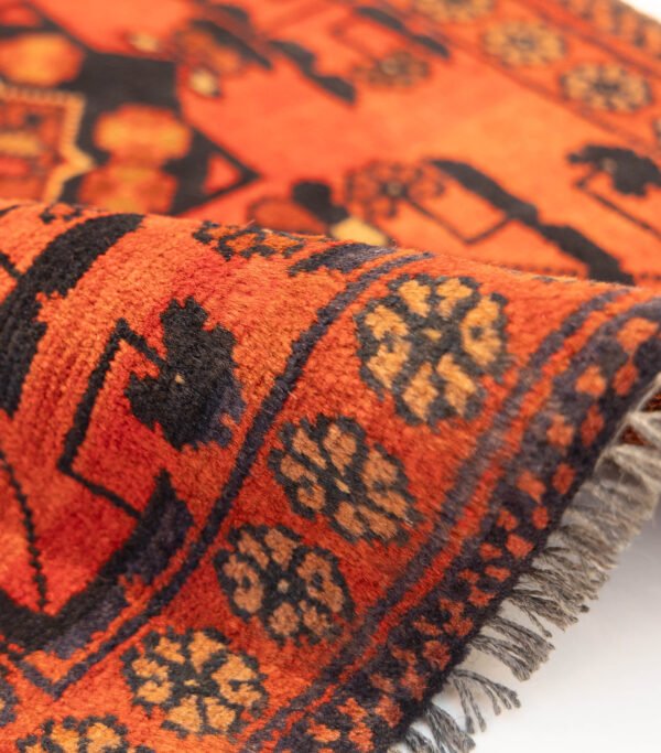 MM_Image_Rug_Flower_Rim_1 Lahore Wool Hand-Knotted Rug 1'8"x3'2"