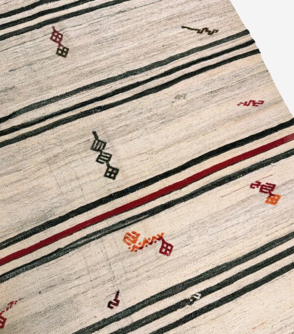 MM_Web_Product_Image_Rug_ 2 Hand-Knotted Vintage 4'7" x 10'9"