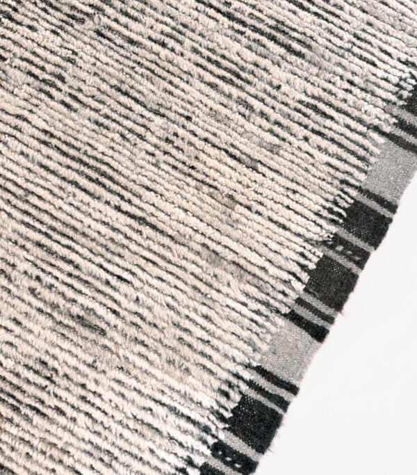 Hand-Knotted Shaggy Moroccan Style Rug 6'8" x 9'9"